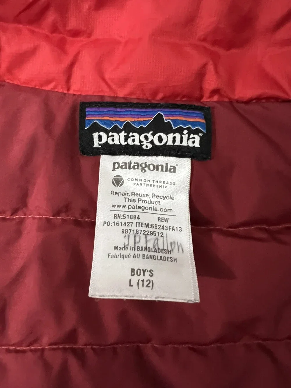 Patagonia Kids Puffer Jacket Boys Large (12) Red Jacket